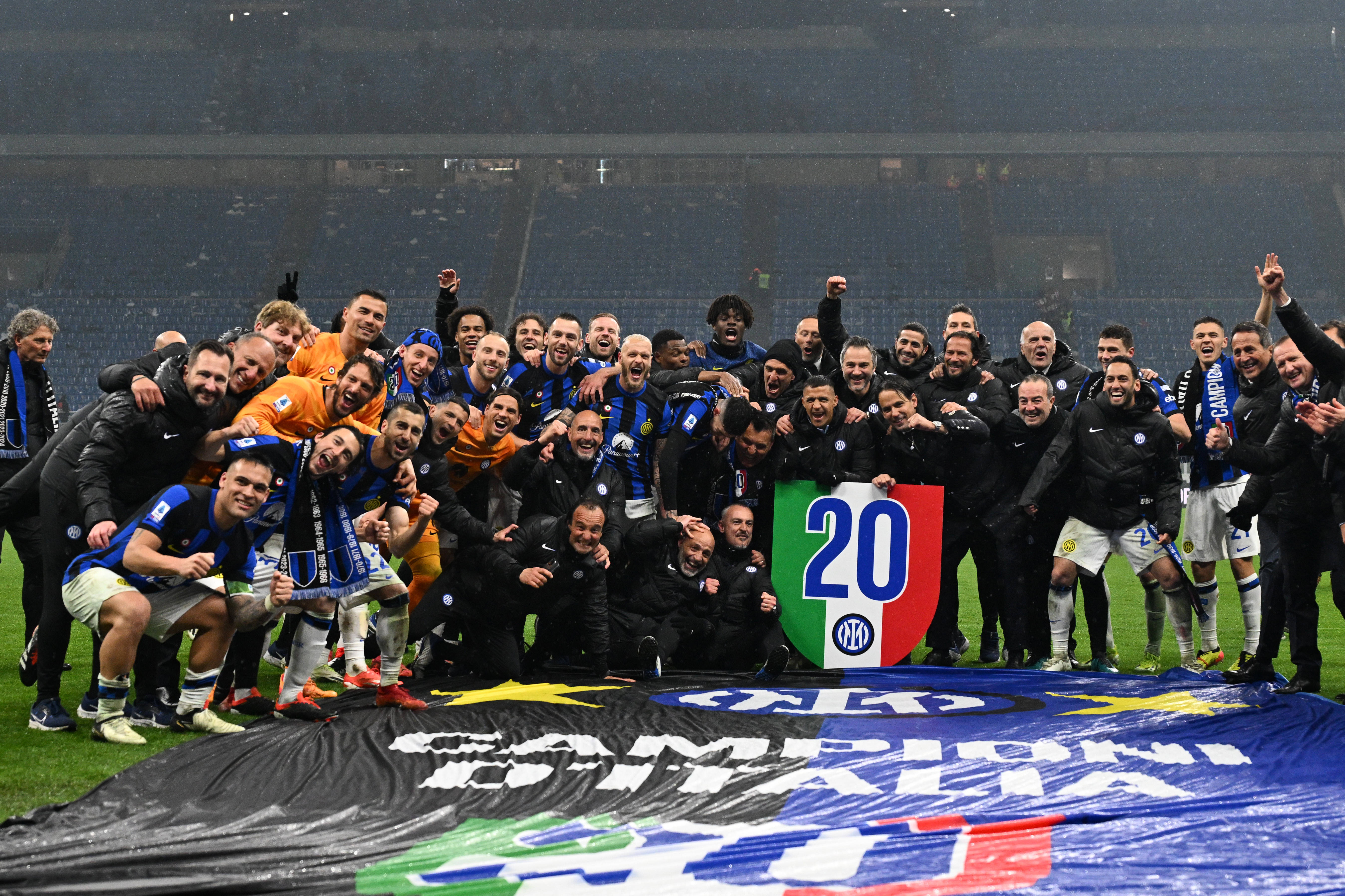 澳门威尼斯体育-关于离谱！芝加哥公牛围绕欧超杯更衣室发声AC米兰扳平良机，今晨里尔队长鼓劲——意甲节点到来的信息